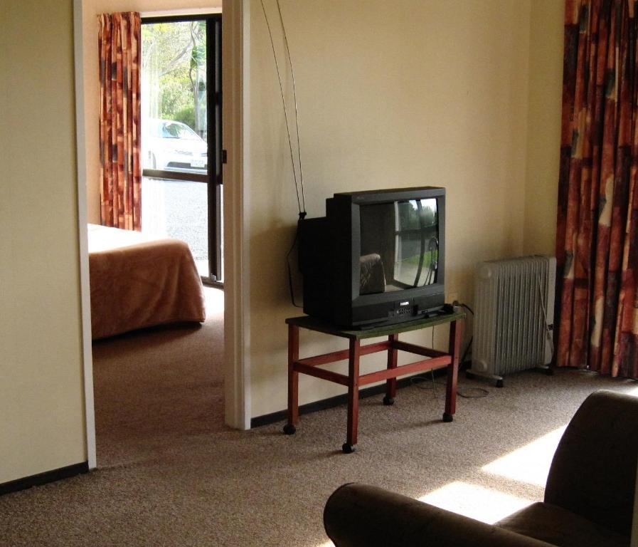 Opononi Hotel Δωμάτιο φωτογραφία
