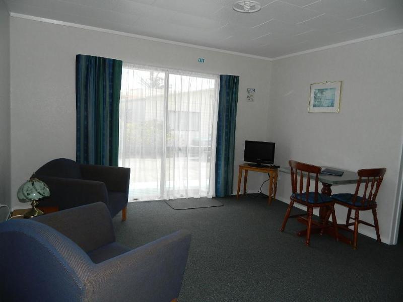 Opononi Hotel Εξωτερικό φωτογραφία